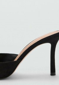 Mango Heeled mules - black