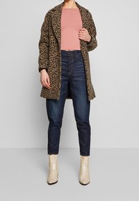 Gina Tricot Langarmshirt - light pink