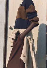 Mango Långärmad tröja - royal blue