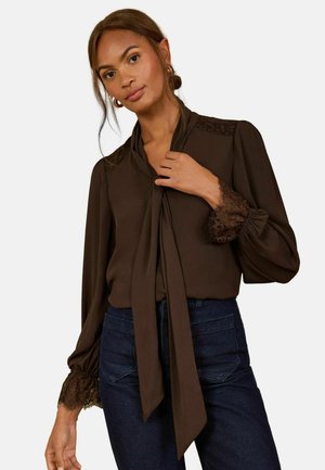 Love & Roses, PETITE FIT - LACE CUFF PUSSYBOW BLOUSE - Blusa abotonada - chocolate brown