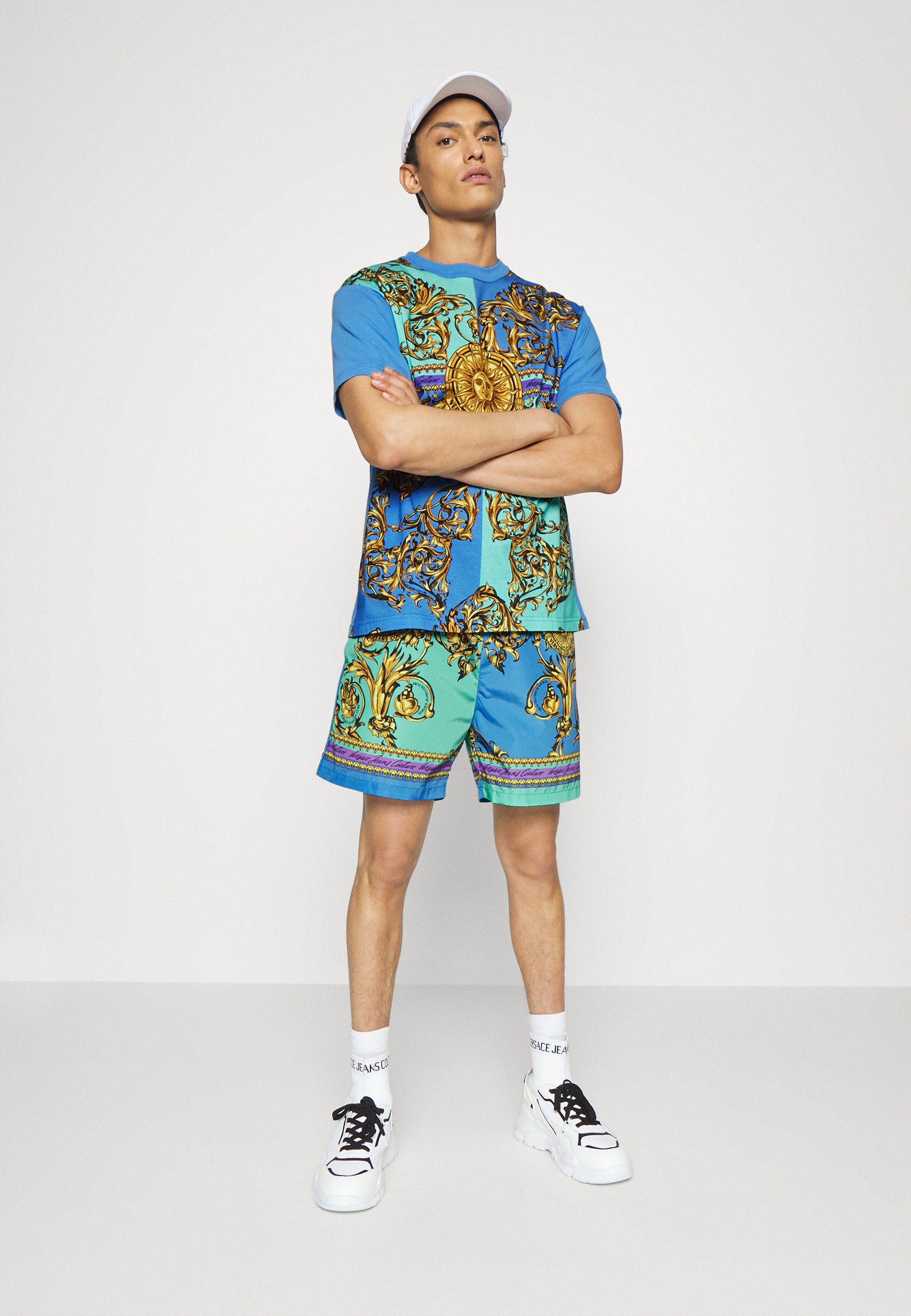 Versace shorts and shirt set Clearance