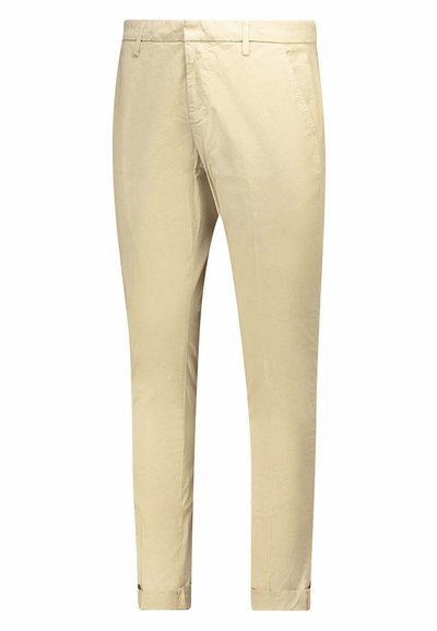 Chino beige realizzati in tessuto leggero, con vestibilità slim, tasche laterali e orli arrotolati per un aspetto pulito e su misura.