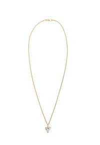 Gouden ketting met een delicate schakel en een hartvormige heldere kristalhanger in het midden. Glad oppervlak, eenvoudig ontwerp.
