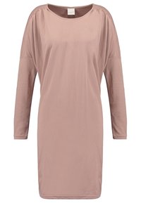 Lange mouw jurk in zachte, lichte stof; rechthoekige vorm met een ronde hals; stof in een vergrijsde rozenkleur; heeft een geraffineerde schouderdetail.