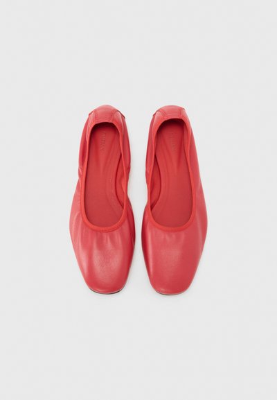 Filippa K REY - Μπαλαρίνες - bright red