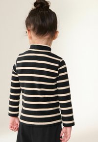 Next ROLL NECK REGULAR FIT - Svetrík - stripe