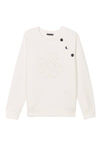 Weißer Sweatshirt mit langen Ärmeln, rundem Hals, strukturiertem Knotenmuster vorne und drei schwarzen Knöpfen an der Schulter.