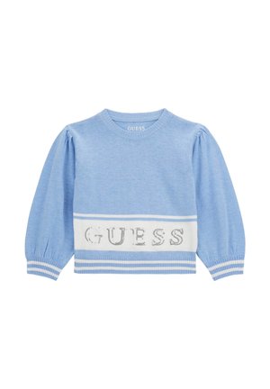 Pull bleu clair à manches longues avec manches bouffantes, bande blanche en bas et logo "GUESS" en grandes lettres sur le devant.