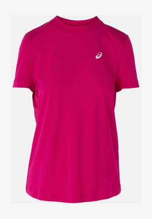 Camiseta deportiva de manga corta en color rosa, confeccionada con tejido suave, cuenta con un cuello redondo y un pequeño logo en el pecho izquierdo.