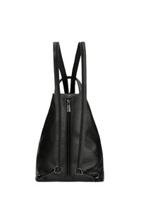 Zaino in pelle nera con finitura texturizzata, dotato di spallacci doppi, chiusura con zip e dettagli in metallo.