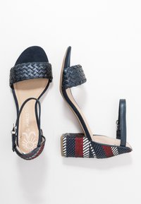 Marco Tozzi Riemensandalette - navy metallic