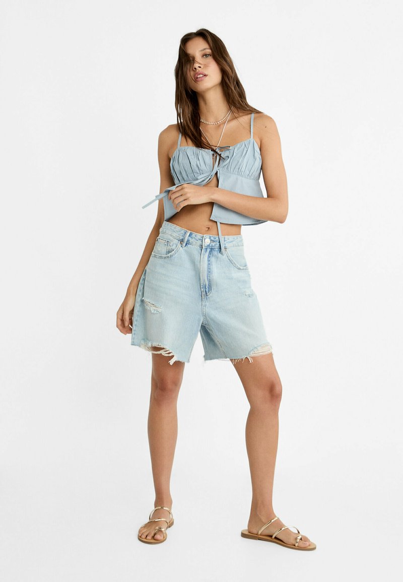 Stradivarius Top lichtblauw Stradivarius Top lichtblauw