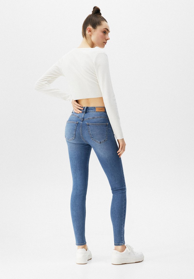 Damen Skinny | PULL&BEAR PUSH UP SKINNY FIT Jeans Slim Fit blue grey/blaugrau - MR08372 Damen Skinny | PULL&BEAR PUSH UP SKINNY FIT Jeans Slim Fit blue grey/blaugrau - MR08372