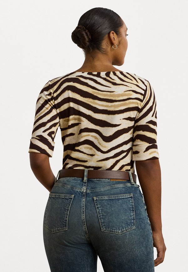 ZEBRA-PRINT STRETCH COTTON BOATNECK TEE - Print T-shirt2