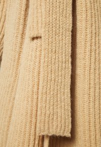 DRYKORN Strickjacke - brown