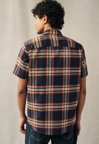 Next STRETCH OXFORD CHECK SHORT SLEEVE REGULAR FIT - Košeľa - navy blue