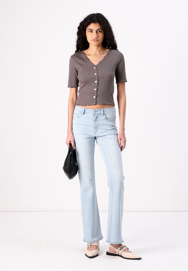 ONLLAILA BUTTON - Basic T-shirt - plum kitten2