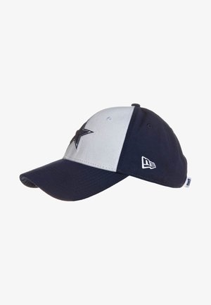 Baseballcap in Marineblau und Grau mit einem dunklen Sternlogo auf der Vorderseite und einem weißen gestickten New Era-Logo an der Seite.