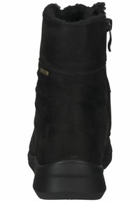 Bottines en daim noir avec une finition lisse, fermeture éclair sur le côté et une semelle en caoutchouc durable ; doublure douce visible en haut.
