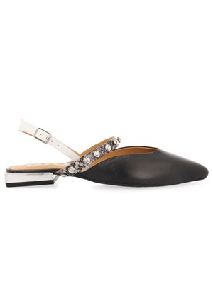Ballerine con cinturino - black