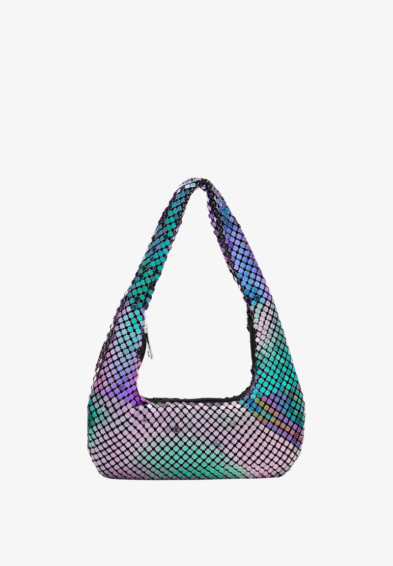 Sac à main holographique avec des bords noirs, présentant une forme incurvée et un motif mosaïque d'hexagones irisés en vert, bleu et violet.