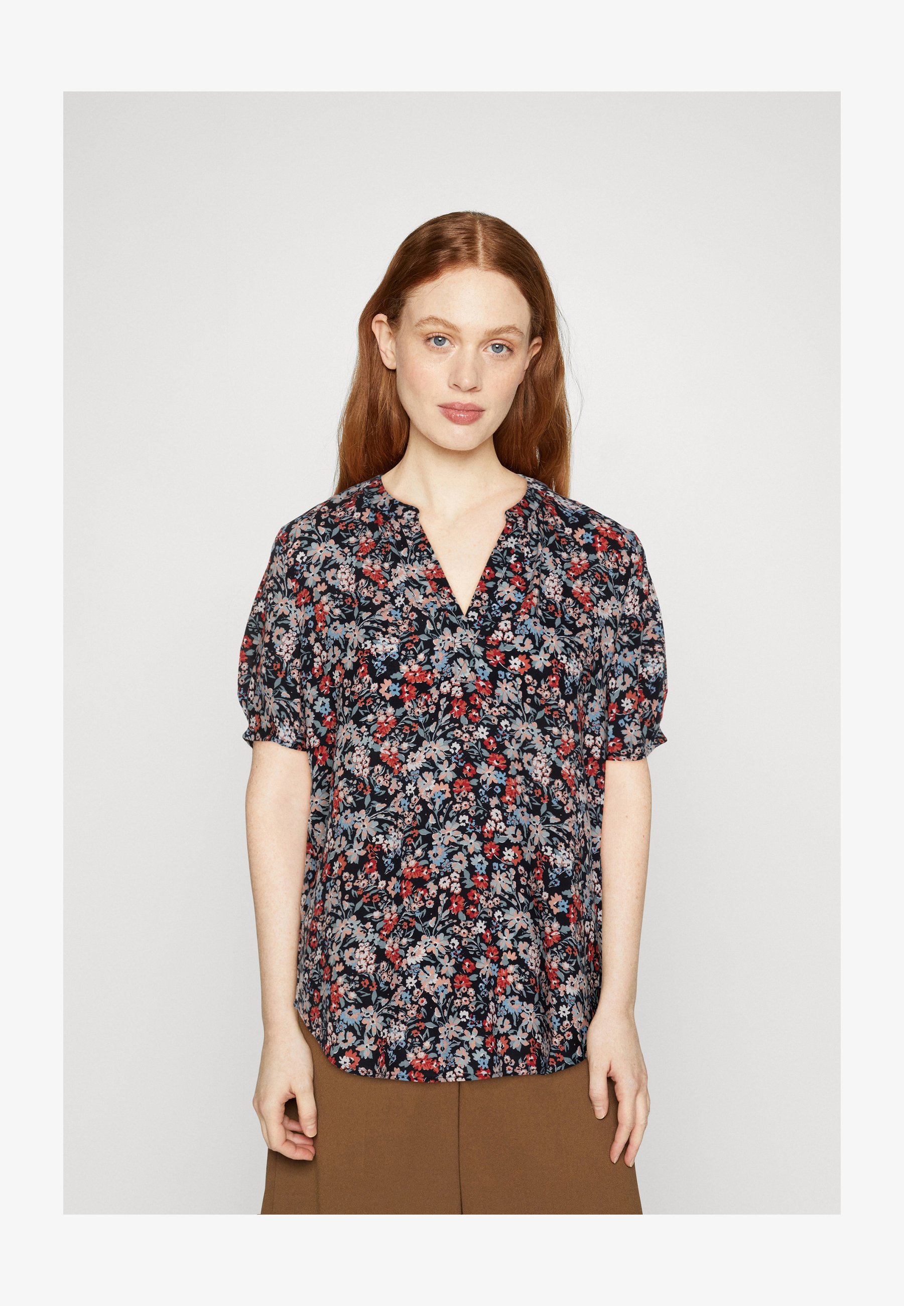 ESPRIT T-Shirt Donna – Maglietta Basic Di Qualità, Comfort E Stile Per Ogni Giorno