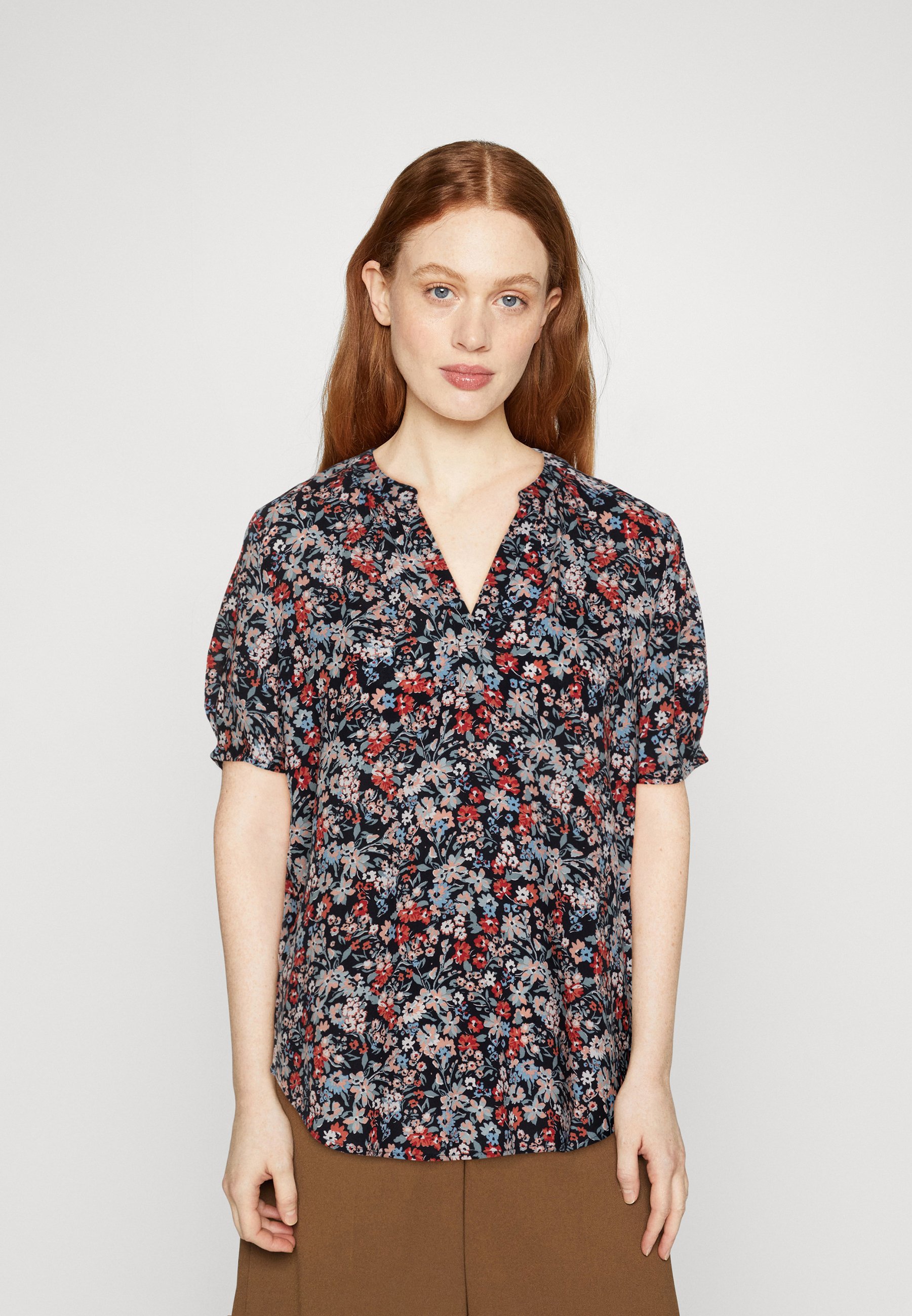 ESPRIT T-Shirt Donna – Maglietta Basic Di Qualità, Comfort E Stile Per Ogni Giorno