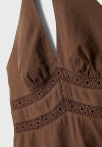Stradivarius HALTER - Vestito casual - dark brown