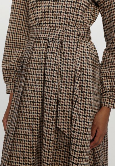 WEEKEND MaxMara VETTA - Rochie de zi - cammello