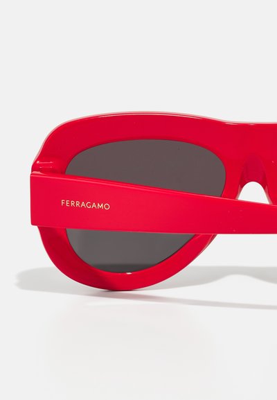 FERRAGAMO Γυαλιά ηλίου - red