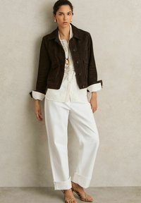 Reiss REGULAR FIT - HANSON TRUCKER - Nahkjakk - chocolate brown
