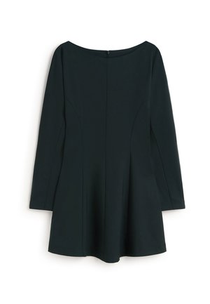 Käytännöllinen tummanvihreä pitkähiha dressi, jossa on venepääntie, liehuva hame ja sauma-yksityiskohtia. Kangas näyttää sileältä, ja takana on piilotettu vetoketju.