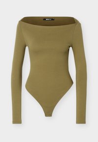 Body moulant vert olive à manches longues avec un large décolleté carré et un bas style string.