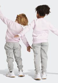 adidas Performance KIDS UNISEX SET - Pantalones deportivos - clear pink/shadow violet/medium grey heather