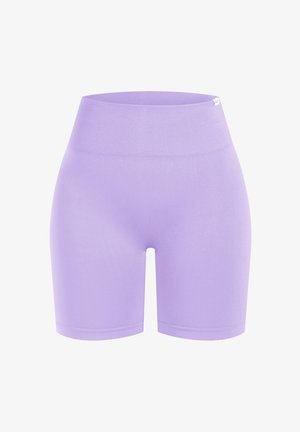 Pantalones cortos de tiro alto en color lavanda, confeccionados con una tela elástica de textura suave. Cuentan con una cinturilla ancha y acanalada y un diseño ajustado.