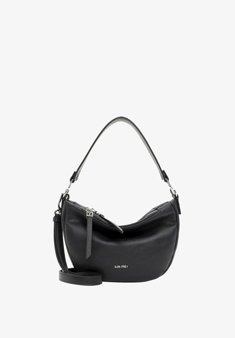 Czarna skórzana torba na ramię o zakrzywionym kształcie, z zamkiem błyskawicznym, odpinanym paskiem i srebrnymi elementami wykończenia.