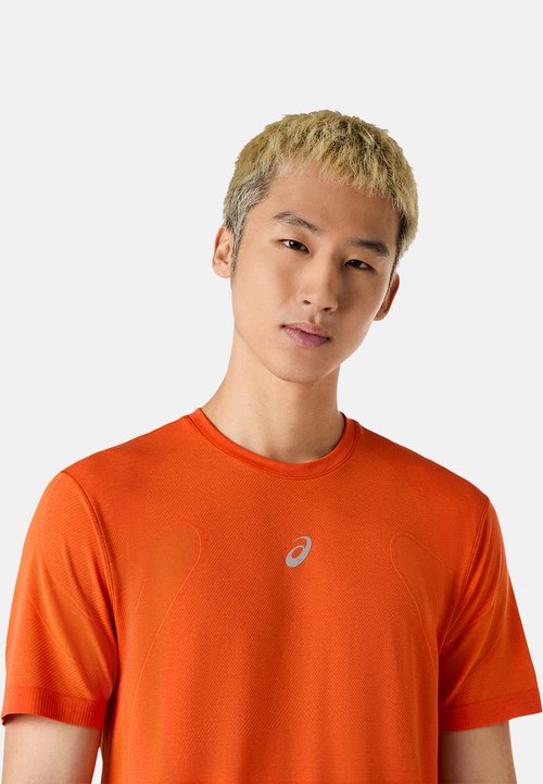 ASICS ROAD SEAMLESS SS TOP - Basic T-shirt - energy orange — photo 3