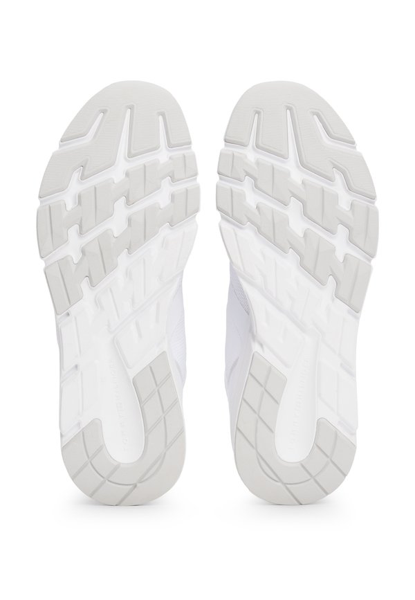 MODERN COMFORT RUN MIX - Trainers3