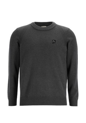 Tamsiai pilkas ilgarankovis megztinis su apykakle, su šiurkščiais rankogaliais ir apačia, subtiliomis siuvinėtomis petnešomis ir maža juoda logo pleistro forma ant krūtinės.