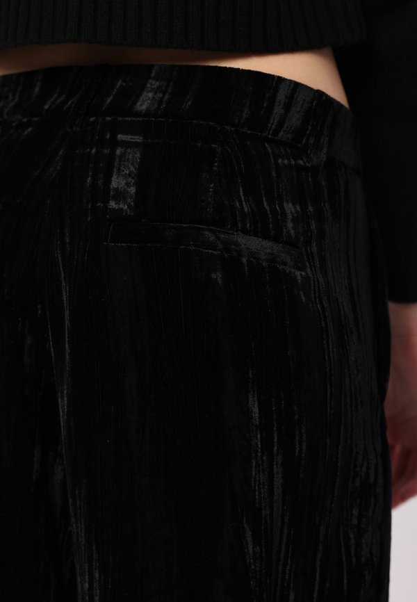 CYGNET TROUSER - Trousers4