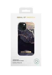 Motefutter til iPhone 15, med et design i svart marmor og gullaccentueringer. Slett tekstur, omrissede kanter og en merkeetikett nederst.
