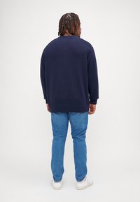 Tommy Hilfiger CHUNKY C NECK - Jersey de punto - desert sky