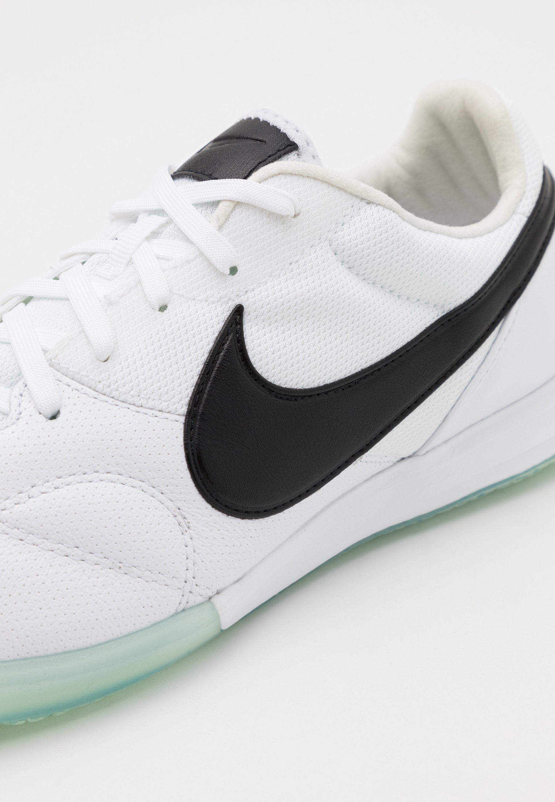 nike performance the premier ii sala