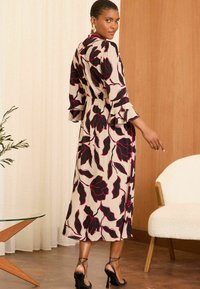 Love & Roses Dienas kleita - floral
