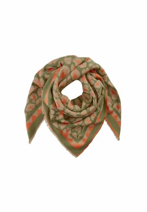 Groene driehoekige sjaal met een luipaardprintpatroon in beige en koraal, afgewerkt met franjes langs de randen. Zacht textielmateriaal.
