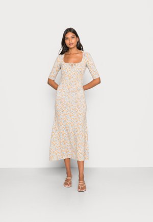 ULRIKA DRESS - Jerseyjurk - apricot blossom