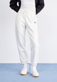 Jordan - PANT - Tracksuit bottoms - sail/black Thumbnail Image 1