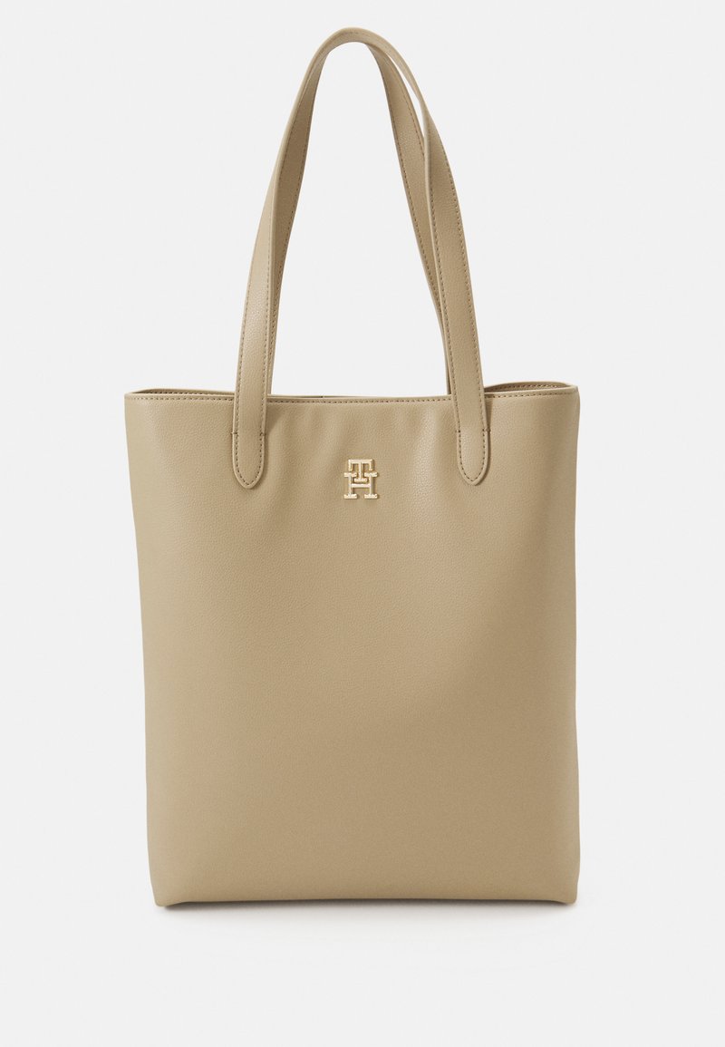 Tommy Hilfiger CASUAL SLIM TOTE Tote bag beige Zalando.ie