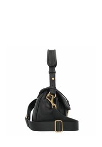 Borsa in pelle nera con finitura testurizzata, dotata di manico corto, tracolla regolabile, minuteria dorata e chiusura con zip. Forma compatta.