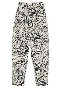 Hoge taille broek met een zwart-wit abstract dierenprint, voorzien van zijzakken en een strikdetail bij de taille.